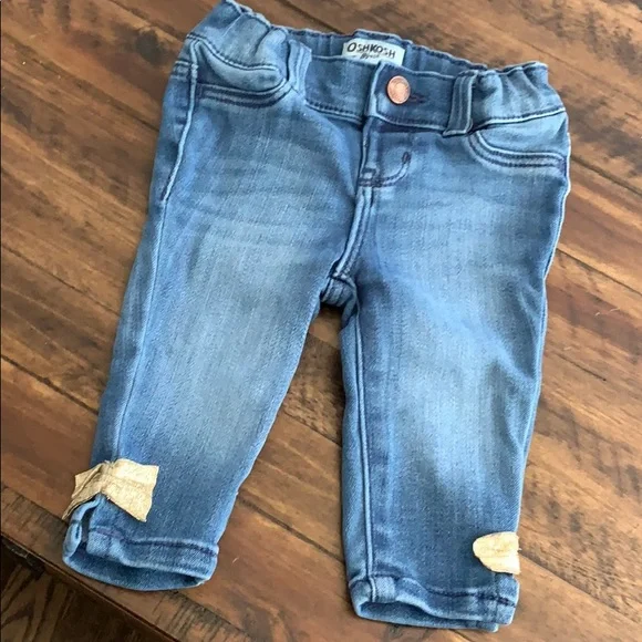 6M - Carter’s Jeans with Gold Bows on Ankles - Picture 1 of 2